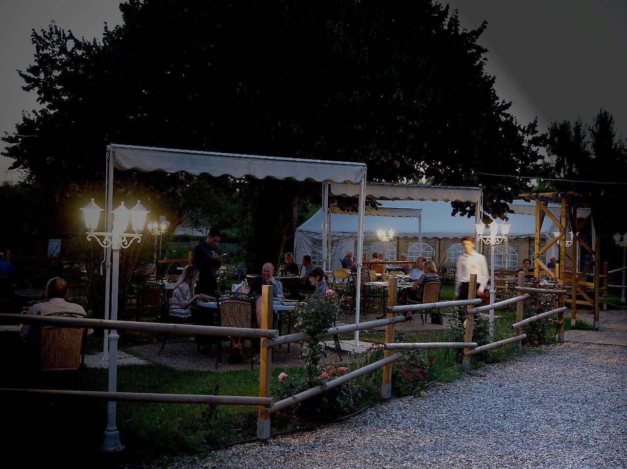 Hotel Restaurant La Sauldraie Salbris Ngoại thất bức ảnh
