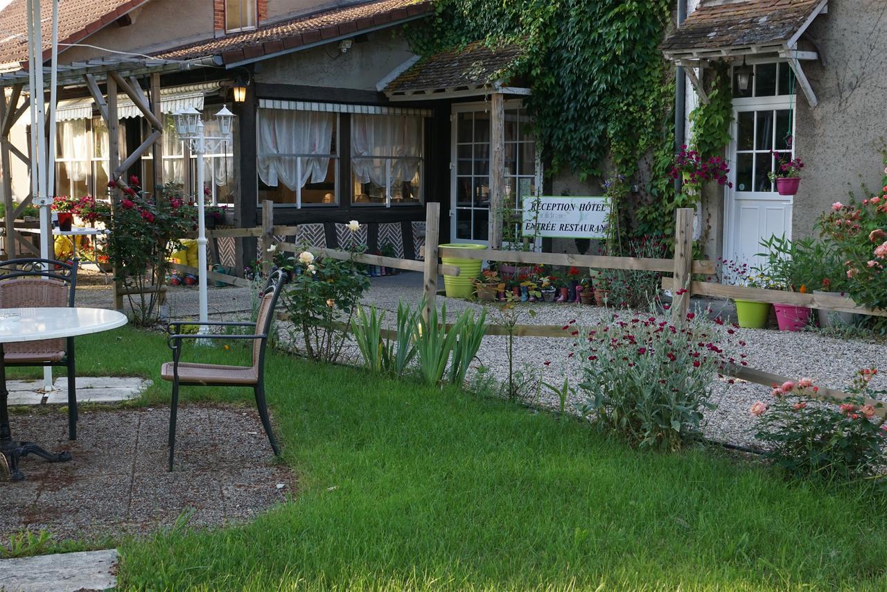 Hotel Restaurant La Sauldraie Salbris Ngoại thất bức ảnh